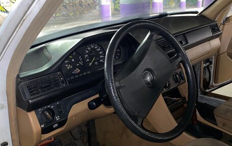 Mercedes-Benz W124, 1987 год, 170 000 рублей, 11 фотография