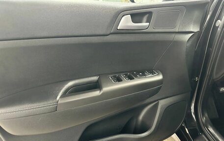 KIA Sportage IV рестайлинг, 2020 год, 2 379 000 рублей, 8 фотография