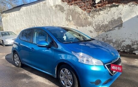 Peugeot 208 II, 2013 год, 420 000 рублей, 14 фотография
