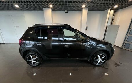 Renault Sandero II рестайлинг, 2016 год, 1 262 000 рублей, 2 фотография