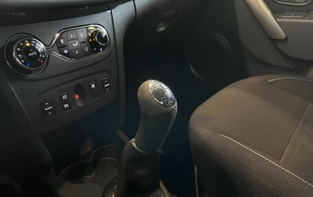 Renault Sandero II рестайлинг, 2016 год, 1 262 000 рублей, 30 фотография