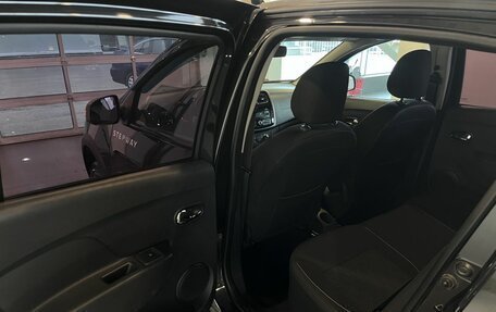 Renault Sandero II рестайлинг, 2016 год, 1 262 000 рублей, 23 фотография