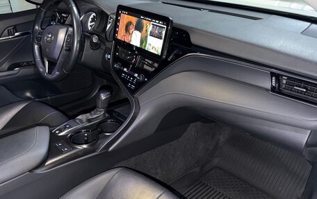 Toyota Camry, 2021 год, 2 880 000 рублей, 16 фотография