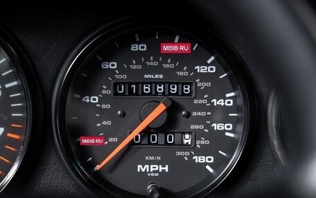 Porsche 911, 1994 год, 14 450 000 рублей, 23 фотография