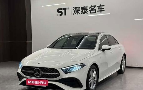 Mercedes-Benz A-Класс, 2023 год, 1 479 090 рублей, 3 фотография