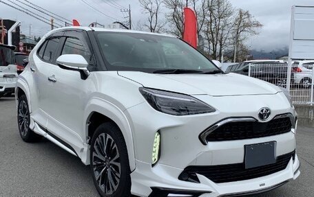 Toyota Yaris Cross, 2022 год, 1 489 000 рублей, 1 фотография