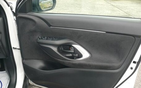 Toyota Yaris Cross, 2022 год, 1 489 000 рублей, 9 фотография