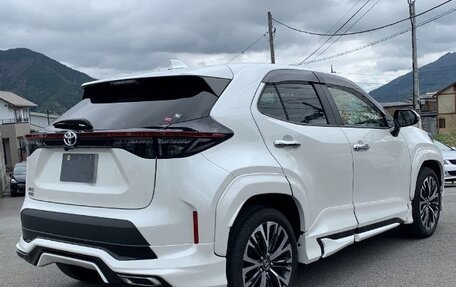 Toyota Yaris Cross, 2022 год, 1 489 000 рублей, 7 фотография