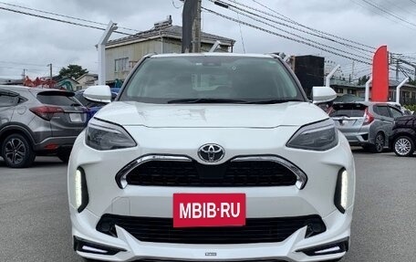 Toyota Yaris Cross, 2022 год, 1 489 000 рублей, 2 фотография