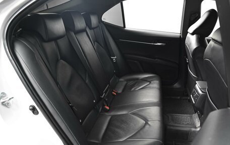 Toyota Camry, 2021 год, 2 650 000 рублей, 7 фотография