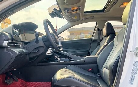 Hyundai Elantra, 2023 год, 1 420 000 рублей, 14 фотография