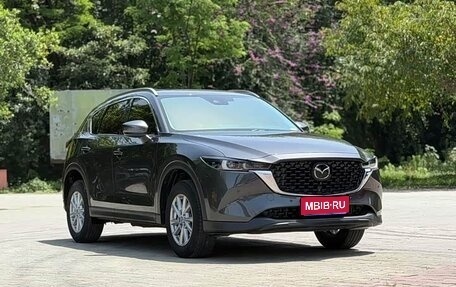 Mazda CX-5 II, 2023 год, 2 120 000 рублей, 1 фотография