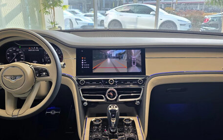 Bentley Flying Spur, 2024 год, 28 443 000 рублей, 10 фотография