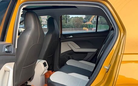 Volkswagen T-Cross I, 2022 год, 1 258 004 рублей, 10 фотография