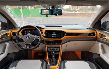 Volkswagen T-Cross I, 2022 год, 1 258 004 рублей, 11 фотография