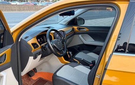Volkswagen T-Cross I, 2022 год, 1 258 004 рублей, 9 фотография