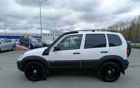 Chevrolet Niva I рестайлинг, 2017 год, 745 000 рублей, 4 фотография
