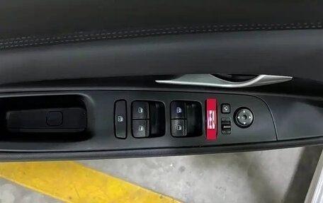 Hyundai Elantra, 2022 год, 1 430 000 рублей, 9 фотография