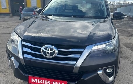 Toyota Fortuner II, 2017 год, 3 300 000 рублей, 1 фотография