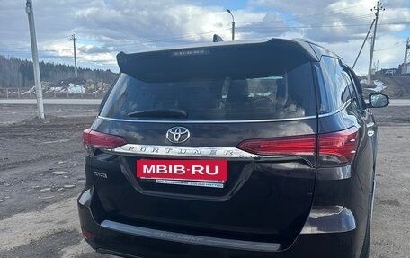 Toyota Fortuner II, 2017 год, 3 300 000 рублей, 3 фотография