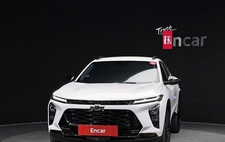 Chevrolet Trax, 2023 год, 1 615 005 рублей, 2 фотография