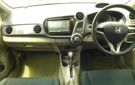 Honda Insight II рестайлинг, 2010 год, 690 007 рублей, 8 фотография