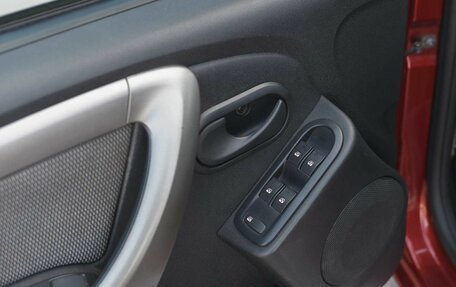 Renault Duster I рестайлинг, 2014 год, 900 000 рублей, 15 фотография