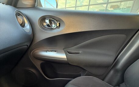 Nissan Juke II, 2011 год, 997 000 рублей, 6 фотография