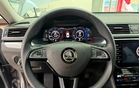 Skoda Superb III рестайлинг, 2022 год, 1 549 069 рублей, 10 фотография