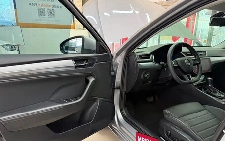 Skoda Superb III рестайлинг, 2022 год, 1 549 069 рублей, 8 фотография