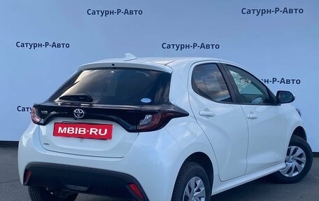 Toyota Yaris, 2020 год, 1 330 000 рублей, 6 фотография