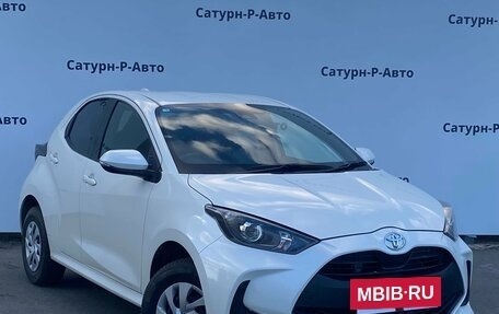 Toyota Yaris, 2020 год, 1 330 000 рублей, 3 фотография