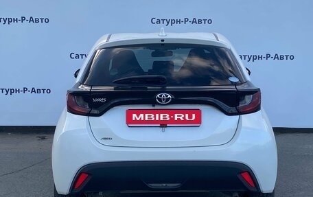Toyota Yaris, 2020 год, 1 330 000 рублей, 5 фотография