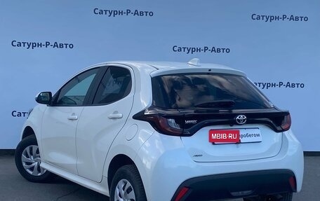 Toyota Yaris, 2020 год, 1 330 000 рублей, 4 фотография