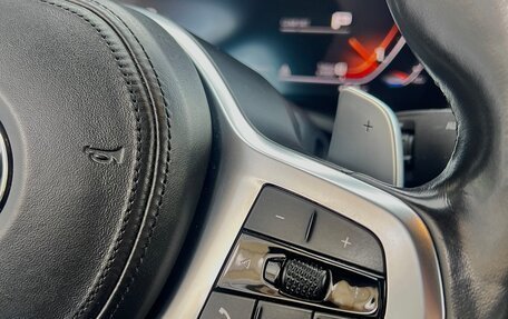 BMW 3 серия, 2019 год, 3 290 000 рублей, 18 фотография