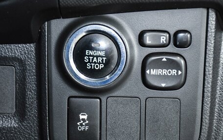 Toyota Wish II, 2010 год, 1 199 000 рублей, 17 фотография