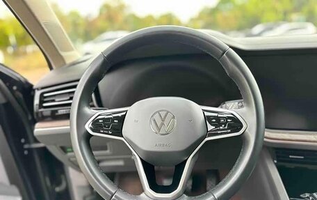 Volkswagen Touareg III, 2023 год, 6 078 540 рублей, 13 фотография