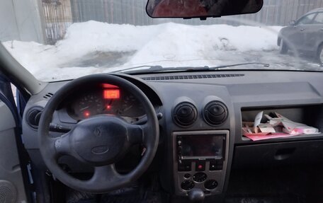 Renault Logan I, 2006 год, 120 000 рублей, 1 фотография