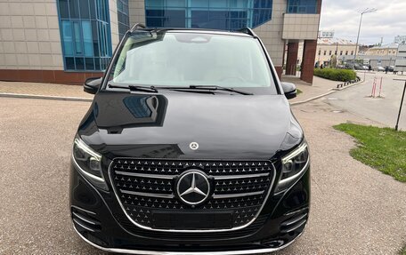 Mercedes-Benz V-Класс, 2024 год, 10 500 000 рублей, 2 фотография