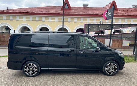 Mercedes-Benz V-Класс, 2024 год, 10 500 000 рублей, 4 фотография