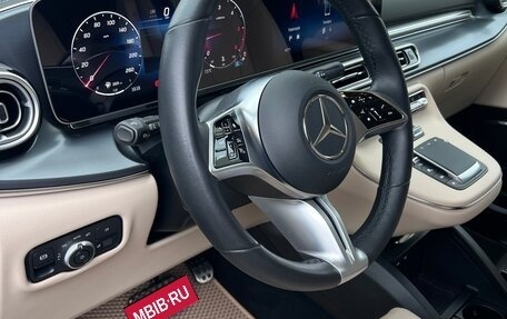 Mercedes-Benz V-Класс, 2024 год, 10 500 000 рублей, 9 фотография