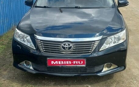 Toyota Camry, 2013 год, 1 100 000 рублей, 1 фотография