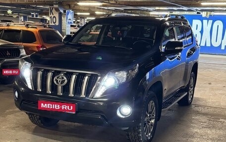 Toyota Land Cruiser Prado 150 рестайлинг 2, 2017 год, 4 050 000 рублей, 1 фотография