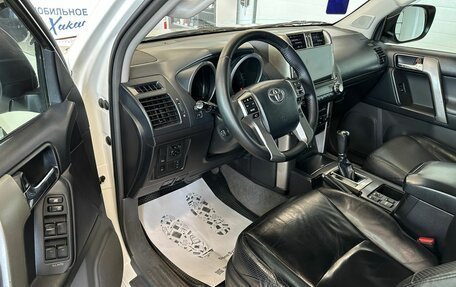 Toyota Land Cruiser Prado 150 рестайлинг 2, 2009 год, 3 199 900 рублей, 10 фотография