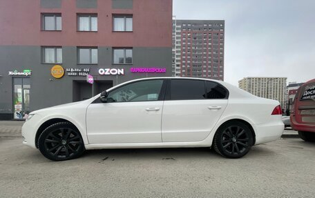 Skoda Superb III рестайлинг, 2012 год, 850 000 рублей, 3 фотография