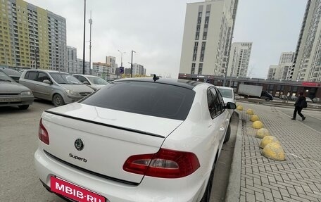 Skoda Superb III рестайлинг, 2012 год, 850 000 рублей, 5 фотография