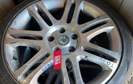 Skoda Superb III рестайлинг, 2012 год, 850 000 рублей, 17 фотография