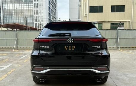 Toyota Venza, 2022 год, 5 фотография