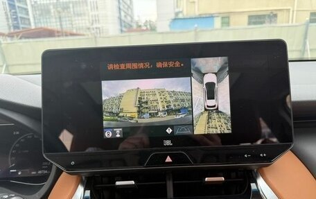 Toyota Venza, 2022 год, 17 фотография