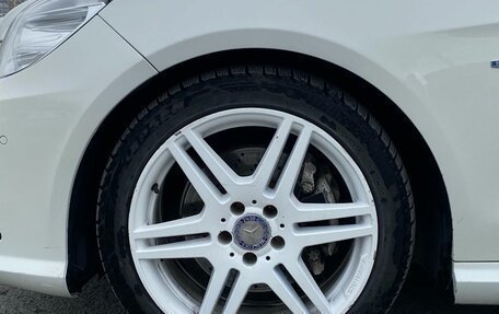 Mercedes-Benz E-Класс, 2012 год, 900 000 рублей, 11 фотография